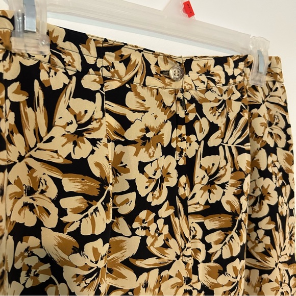 VINTAGE Black And Cream Floral 2 Piece - Picture 3 of 11